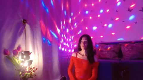 Elisa online show from 17, 7, 2026
