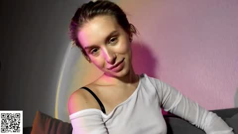 Snapshot of elysia_xo chatting on 20, 10, 2025 Elysia online show from 20, 10, 2025