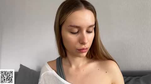 Elysia online show from 21, 10, 2025