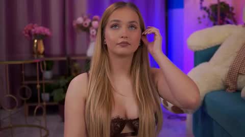 Elyssa online show from 15, 1, 2026