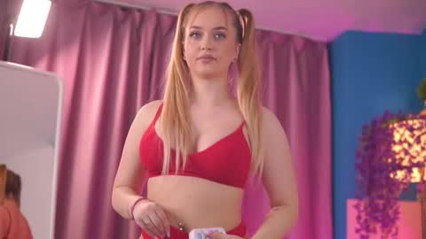 Elyssa online show from 6, 2, 2026