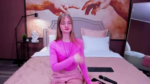 Snapshot of elza_hofffman chatting on 20, 11, 2025 Chloyka online show from 20, 11, 2025