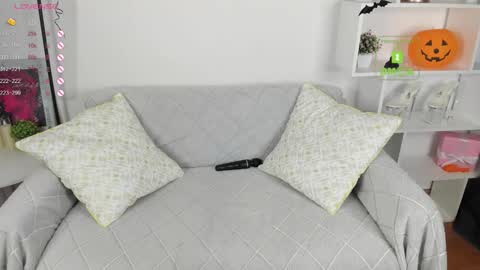 Snapshot of elzaglower chatting on 2, 11, 2025 Elza online show from 2, 11, 2025