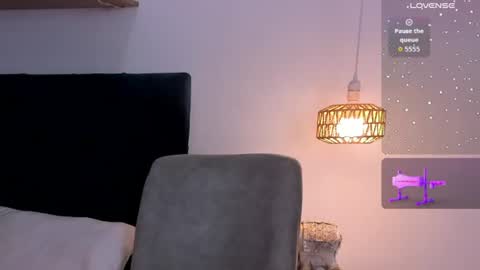 Snapshot of em_aa1 chatting on 7, 7, 2026 A N D R E A online show from 7, 7, 2026