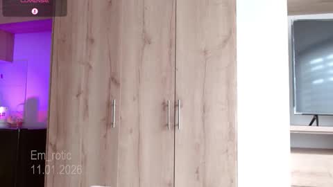 Emilia  online show from 11, 1, 2026