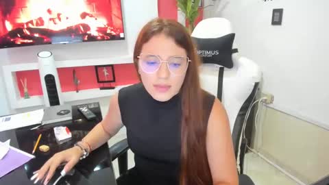 Snapshot of ema_04 chatting on 8, 1, 2025 Estefany Martinez Acua INSTAGRAM ema 04oficial online show from 8, 1, 2025