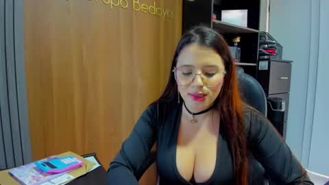 Snapshot of ema_04 chatting on 17, 12, 2025 Estefany Martinez Acua INSTAGRAM ema 04oficial online show from 17, 12, 2025