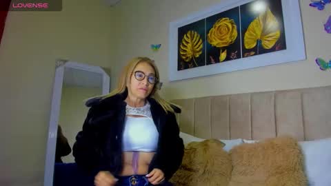 ema garcia  online show from 5, 10, 2025