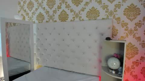 Ema Lambert  online show from 17, 2, 2026