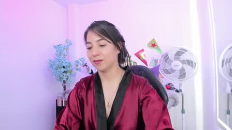 Snapshot of ema_louisx chatting on 30, 12, 2024 Ema louisx online show from 30, 12, 2024