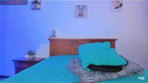 Snapshot of ema_rose69 chatting on 14, 2, 2025 online show from 14, 2, 2025