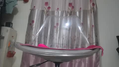 Snapshot of emailisa chatting on 19, 10, 2025 emailisa online show from 19, 10, 2025