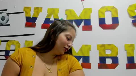 Snapshot of emawalker_ chatting on 7, 7, 2026 Ema Walker online show from 7, 7, 2026