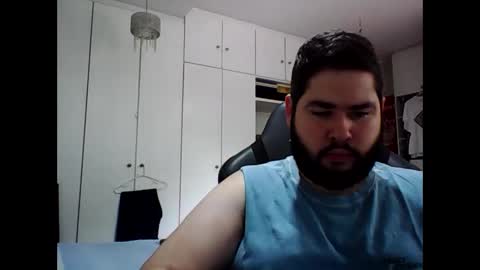 embarrassed_str8_3incher online show from 13, 11, 2025