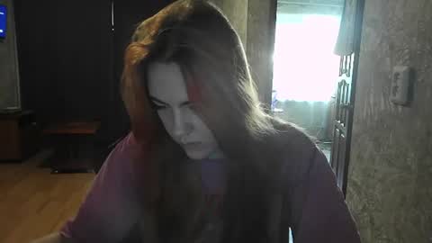 Snapshot of ember__fox chatting on 18, 6, 2026 ember__fox online show from 18, 6, 2026