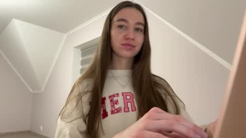 Snapshot of emberfamn chatting on 11, 1, 2026 Alina online show from 11, 1, 2026