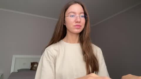Snapshot of emberfamn chatting on 11, 7, 2026 Alina online show from 11, 7, 2026