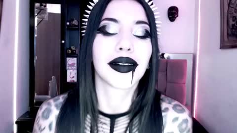 Emerald Black online show from 5, 12, 2024