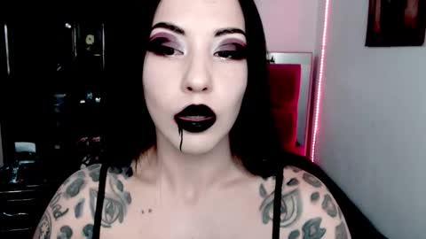 Emerald Black online show from 2, 12, 2025