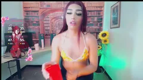 Snapshot of emeli_roushot chatting on 7, 10, 2025 Emeli online show from 7, 10, 2025