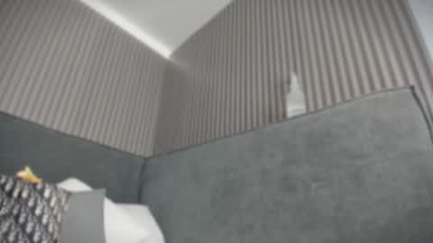 emelie_89 online show from 19, 3, 2026