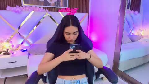 Emily  online show from 16, 7, 2026