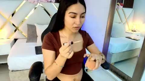 Emily  online show from 4, 8, 2026