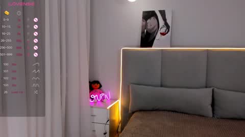 Snapshot of emelilove chatting on 23, 1, 2025 Emeli online show from 23, 1, 2025