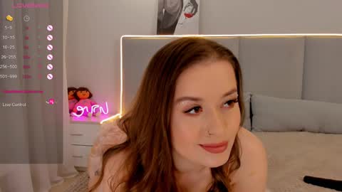 Snapshot of emelilove chatting on 2, 3, 2025 Emeli online show from 2, 3, 2025