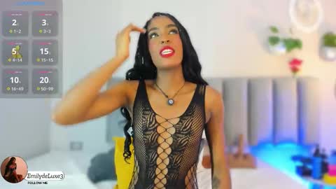 Snapshot of emely_deluxe chatting on 15, 11, 2025 Emely online show from 15, 11, 2025