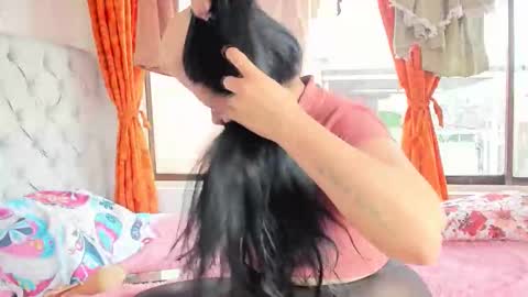 Emely   online show from 21, 11, 2025