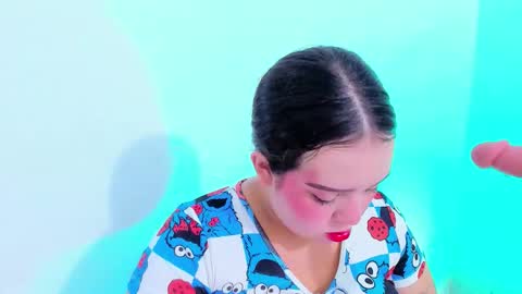 Emy online show from 4, 2, 2026