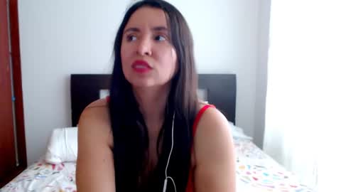 Snapshot of emely_sexx chatting on 2, 10, 2025 emely_sexx online show from 2, 10, 2025
