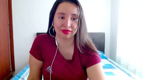Snapshot of emely_sexx chatting on 21, 10, 2025 emely_sexx online show from 21, 10, 2025