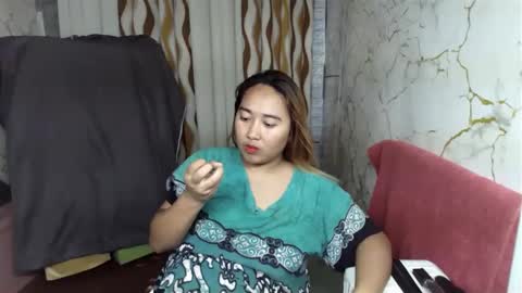 Emely online show from 3, 12, 2025