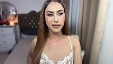 EMELY online show from 15, 2, 2026