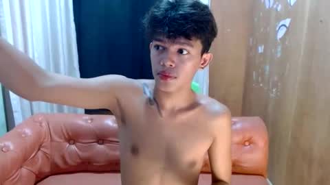 emerald_cummer online show from 20, 12, 2025