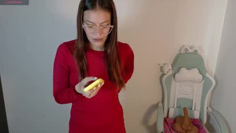 Snapshot of emerald_sparkles chatting on 22, 10, 2025 sabrina online show from 22, 10, 2025