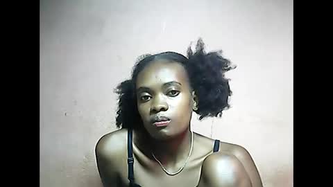 Emerence9794 online show from 8, 4, 2026