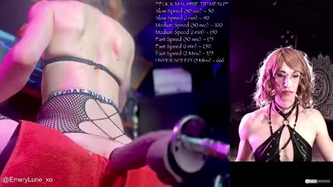 Snapshot of emerylune_xo chatting on 19, 11, 2025 Emery Lune online show from 19, 11, 2025