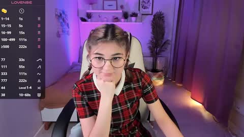  Emily  follow me  online show from 19, 1, 2025