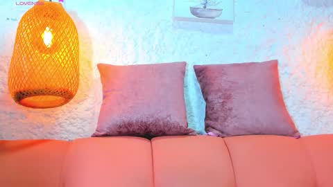 Emily online show from 5, 10, 2025