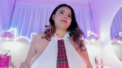 Emiily Grace online show from 28, 5, 2026