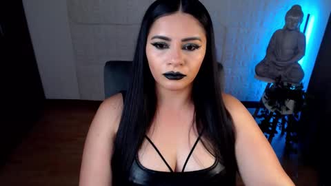 Snapshot of emili_evans_ chatting on 15, 1, 2025 POWERFULL GODDESS EMILI online show from 15, 1, 2025
