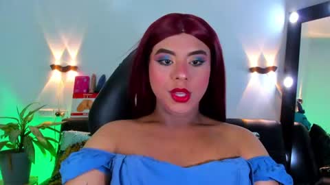 Snapshot of emili_roux chatting on 18, 7, 2026 Emili roux online show from 18, 7, 2026