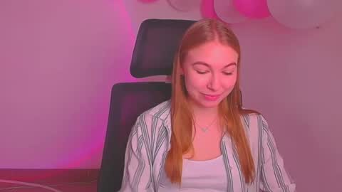 Snapshot of emilia_ilia chatting on 13, 2, 2025 Emilia online show from 13, 2, 2025