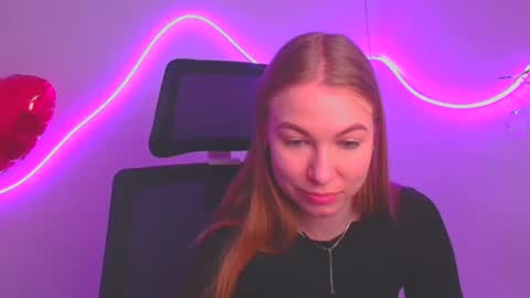 Snapshot of emilia_ilia chatting on 11, 3, 2025 Emilia online show from 11, 3, 2025