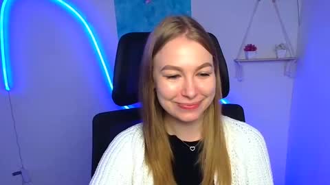 Snapshot of emilia_ilia chatting on 26, 10, 2025 Emilia online show from 26, 10, 2025