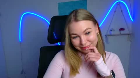 Snapshot of emilia_ilia chatting on 1, 5, 2026 Emilia online show from 1, 5, 2026