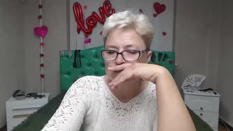 Snapshot of emiliagree chatting on 26, 9, 2025 EmiliaGree online show from 26, 9, 2025